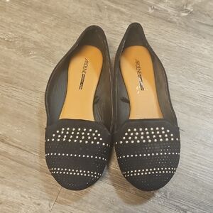 Black Studded Women's Flats